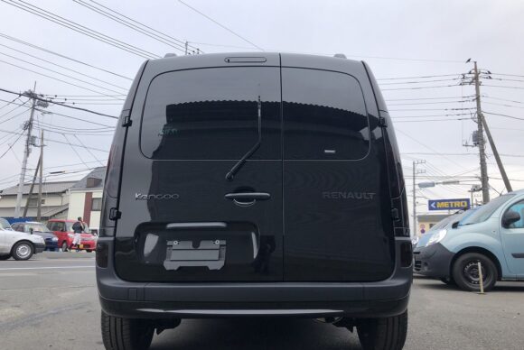 カングー　1.2　EDC　シャノワール　新車